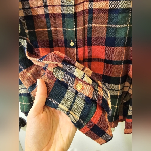 American Eagle Boyfriend fit Flannel Shirt | Size Medium | Super soft - Picture 7 of 8